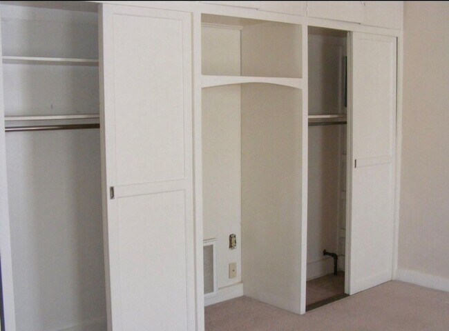 Foto del edificio - Bright 1-Bedroom Apartment Near Purdue on Bus Route