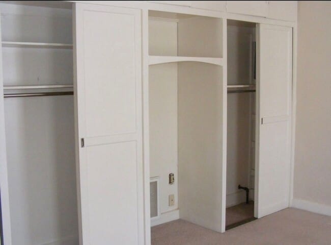 Building Photo - Bright 1-Bedroom Apartment Near Purdue on Bus Route