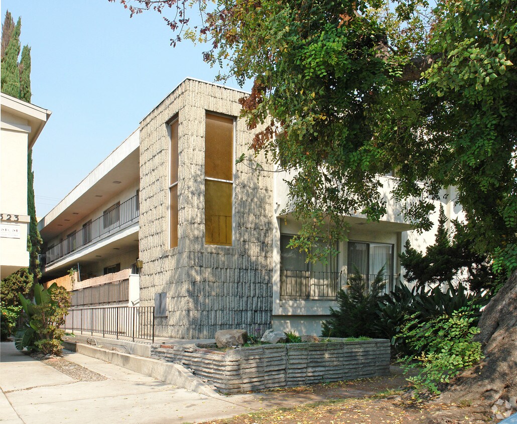 Primary Photo - 527 N Orlando Ave