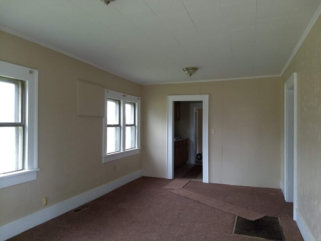 Photo - 421 N Husband St House