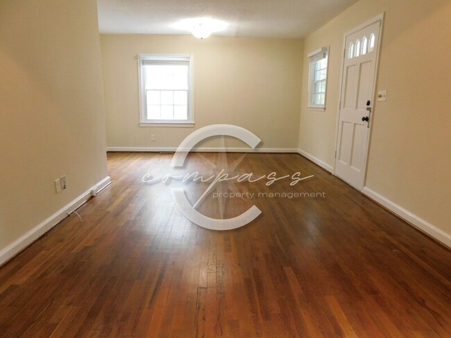 Foto del edificio - 1839 Sumter St NW