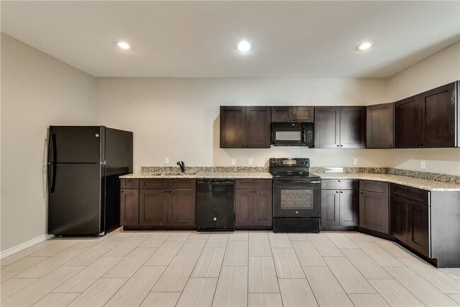 Building Photo - 6037 Jennings Dr
