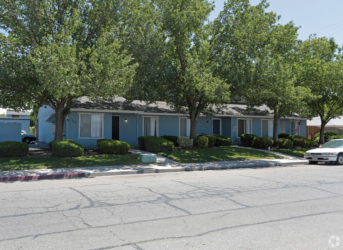 Primary Photo - The Loft Townhomes