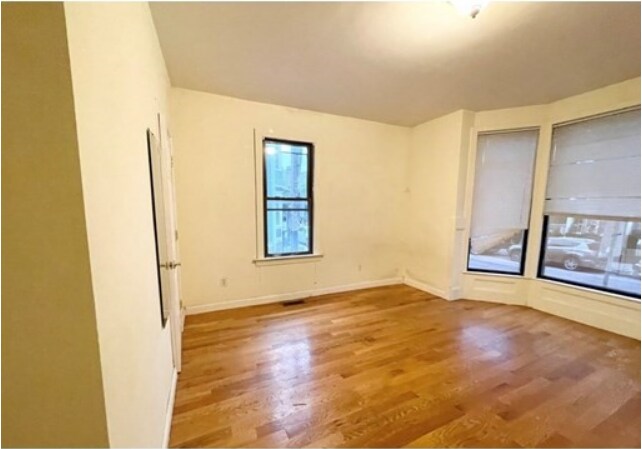 Building Photo - 1560 Tremont St