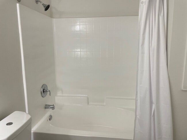 Interior Photo - Canvas LA