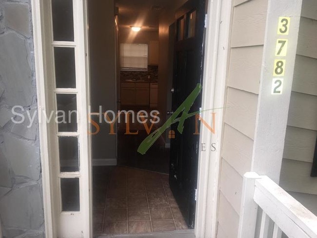 Building Photo - 3782 N Camp Creek Pkwy SW