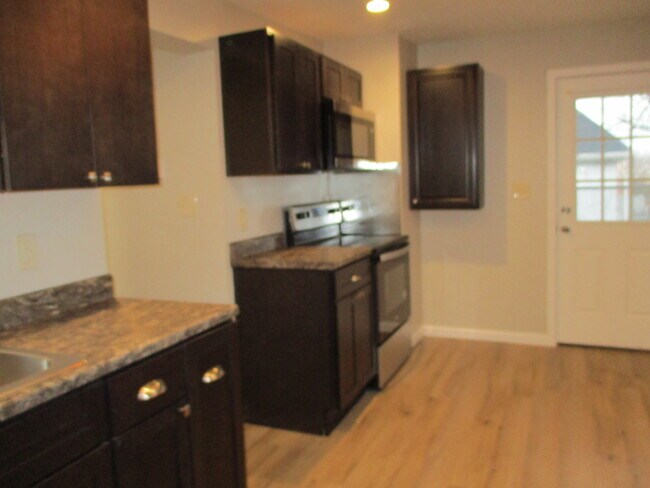 Cocina - 461 Broadway St