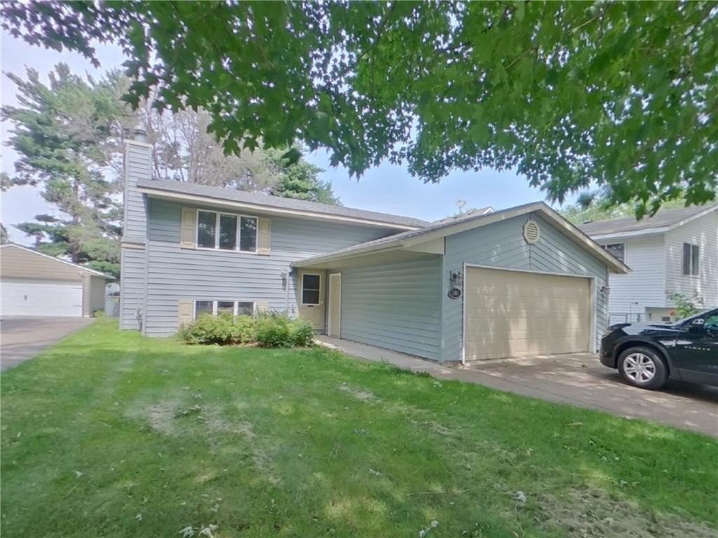 Foto principal - 1180 4th St W