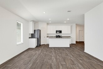 Building Photo - 3715 Axyl Run Ct