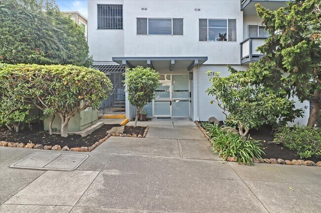 Foto del edificio - 3768 Harrison St