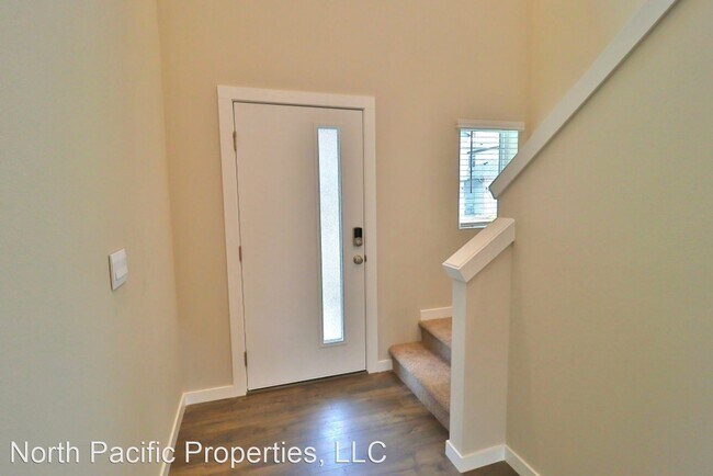 Building Photo - 3 br, 2.5 bath House - 8573 54th St NE