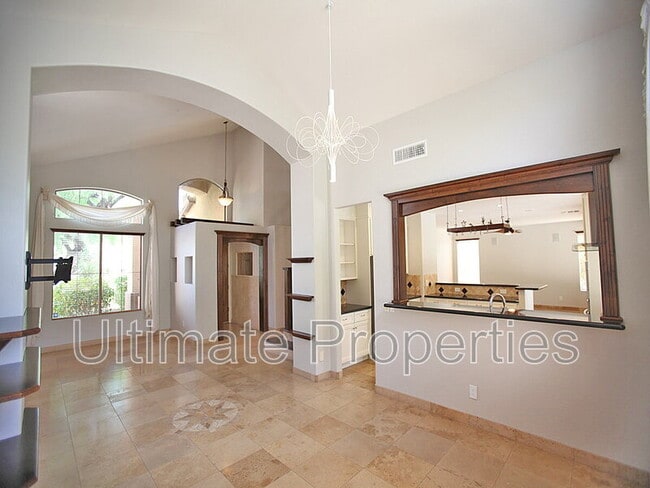 Building Photo - 7704 E Journey Ln