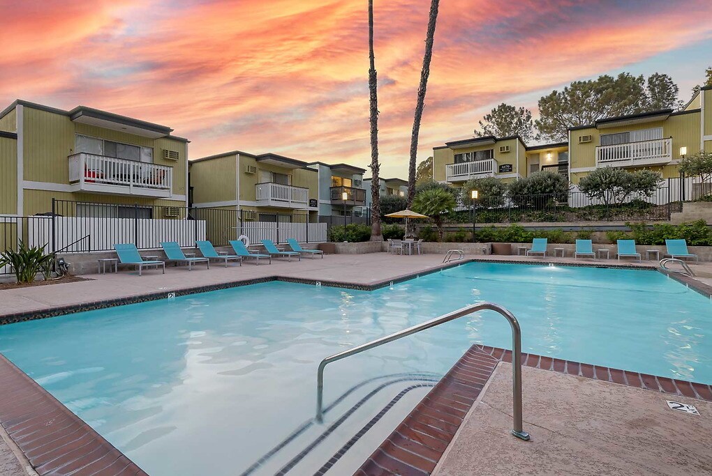 Foto principal - Summit Park Village