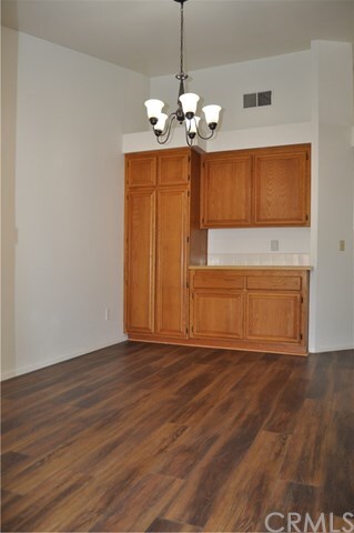 Building Photo - 1408 Birchwood Dr