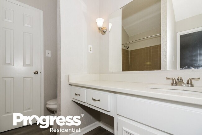Building Photo - 3814 Kennings Dr