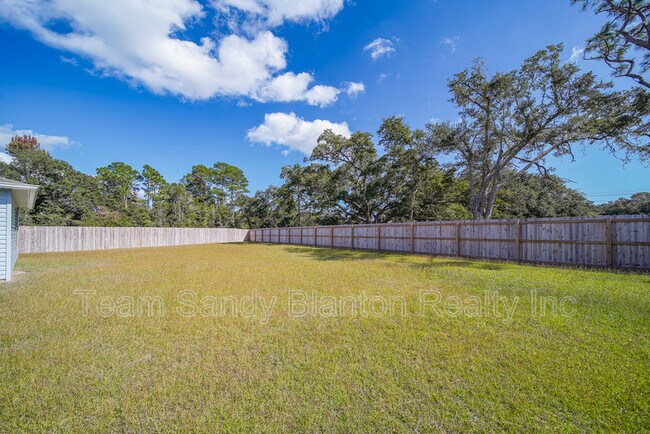 Building Photo - 8739 Schooner Ln