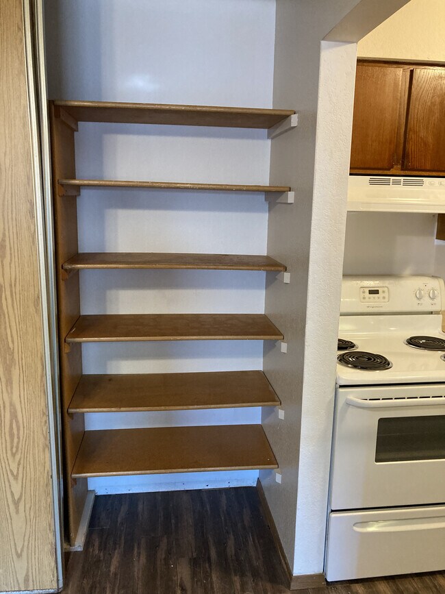 Foto del edificio - Bricelyn Plaza