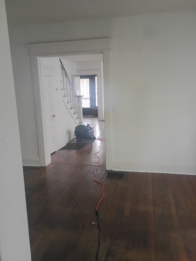 Building Photo - 600 Bellevue Ave