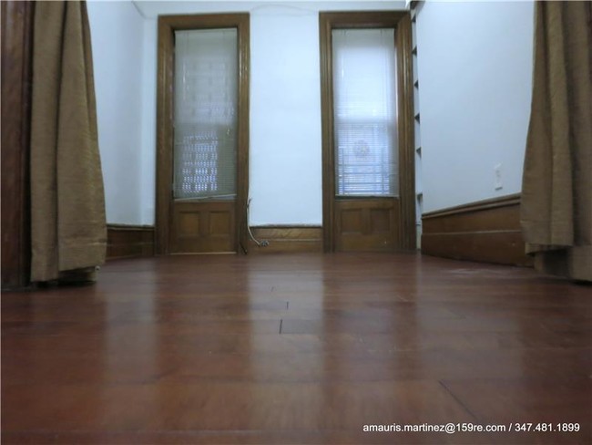 Building Photo - 552 W 141st St