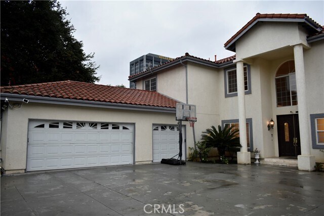 Foto del edificio - 4751 Haskell Ave