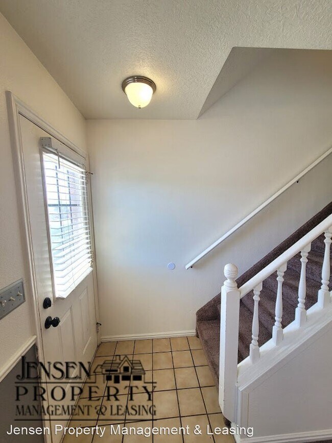 Building Photo - 1710 W 1020 N