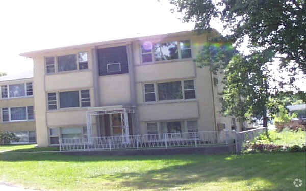 Primary Photo - 6621 W Norwood Ct