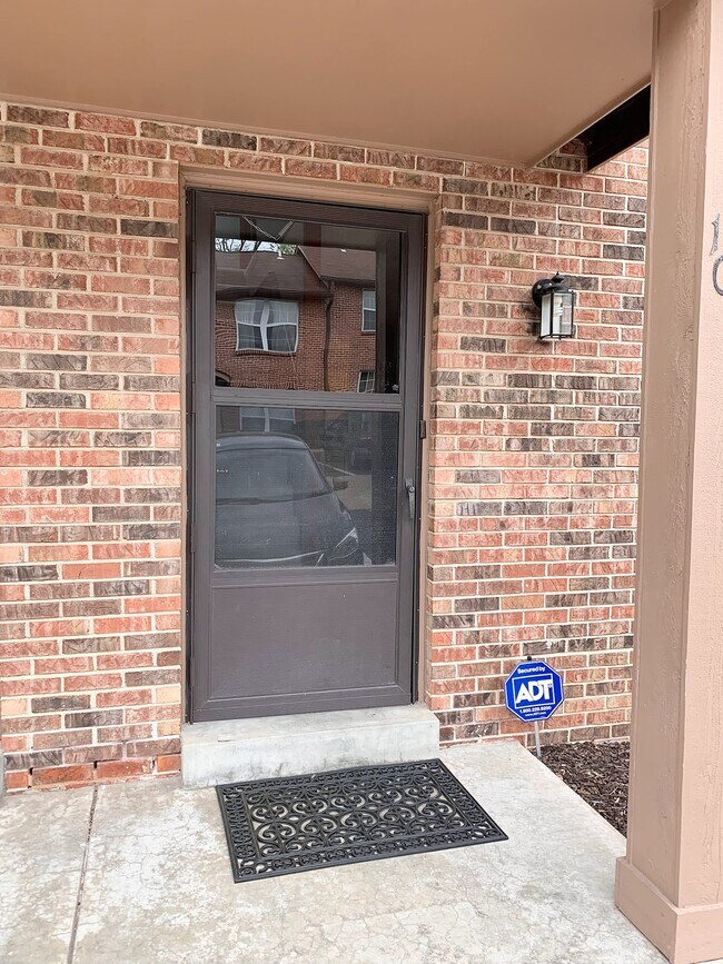 Building Photo - 10523 Briston Ct