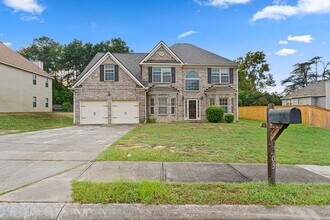 Building Photo - 2203 Grandwood Ln