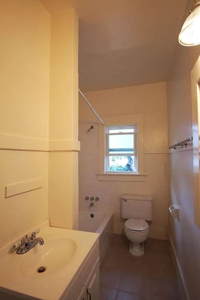 Photo - 600 Hamilton Ave Townhome