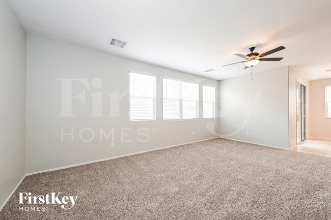 Building Photo - 7278 Clear Range Ave
