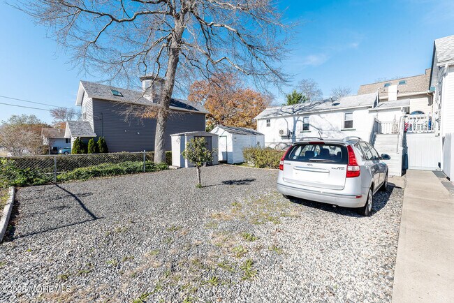 Foto del edificio - 112 Ocean Gate Ave