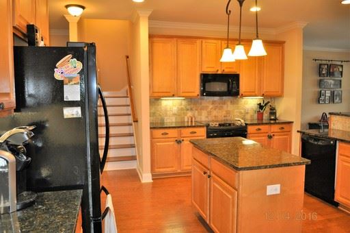 Building Photo - 2227 Towne Park Dr SW
