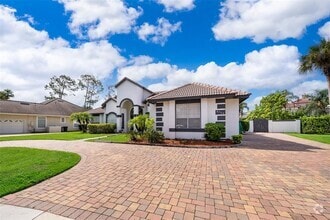 Building Photo - 8724 Kenmure Cove