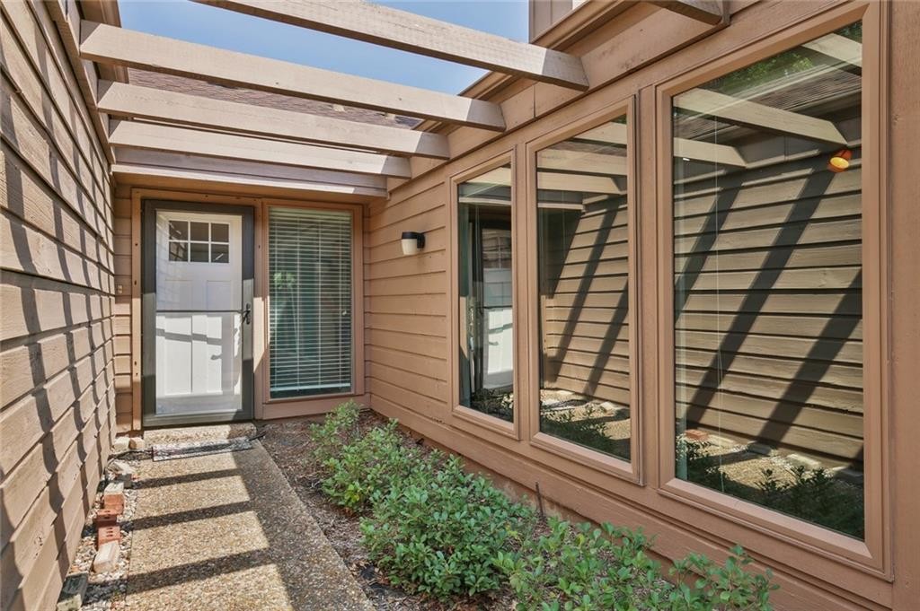 Foto principal - 9712 Summerhill Ln
