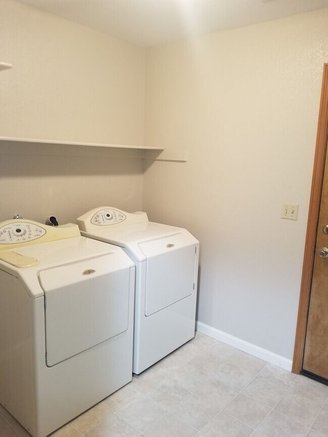 Foto del edificio - 4446 Tralee Ln