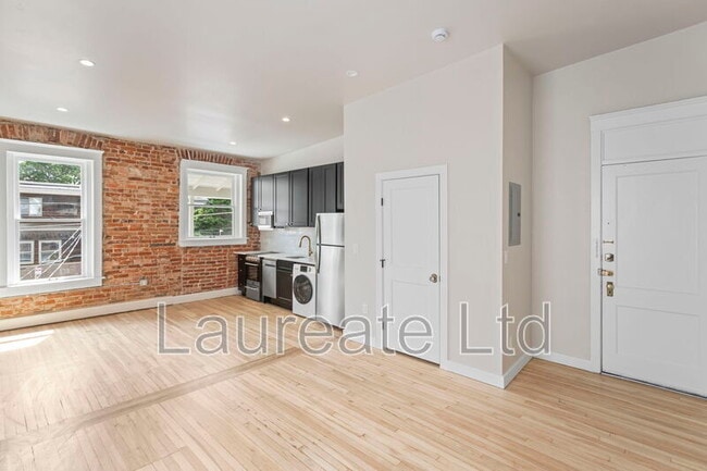 Photo - 1256 N Clarkson St Apartment