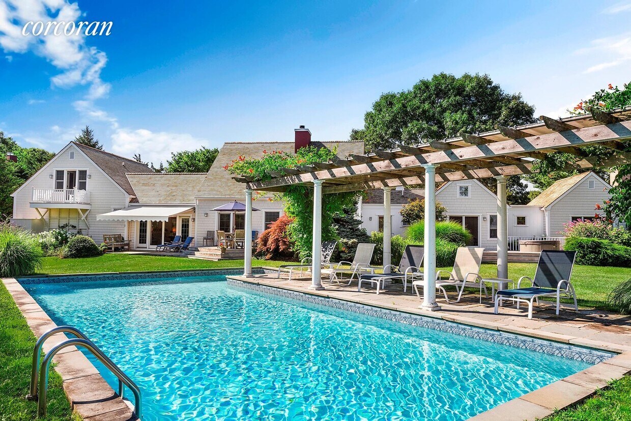 Foto principal - 43 Greenleaf Ln