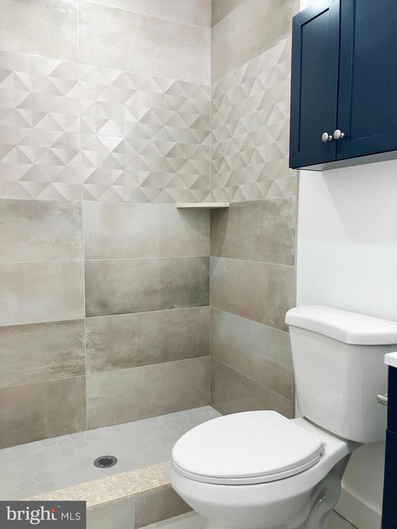 Foto del edificio - 428 Hampton Ct