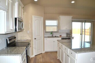Building Photo - 3205 Sandstone Dr