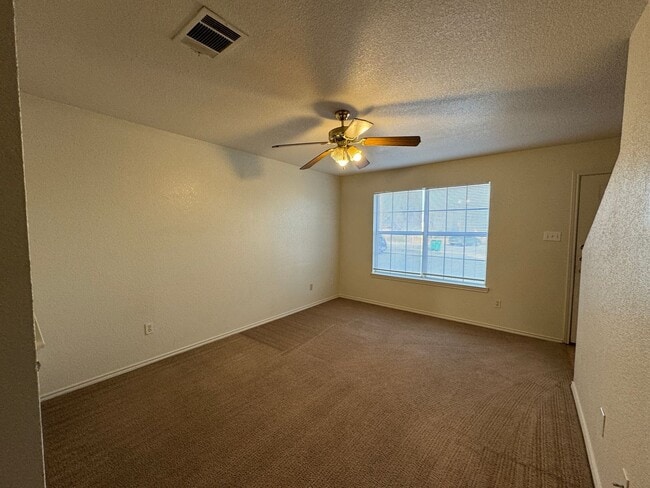 Building Photo - 1602 Aztec Trce