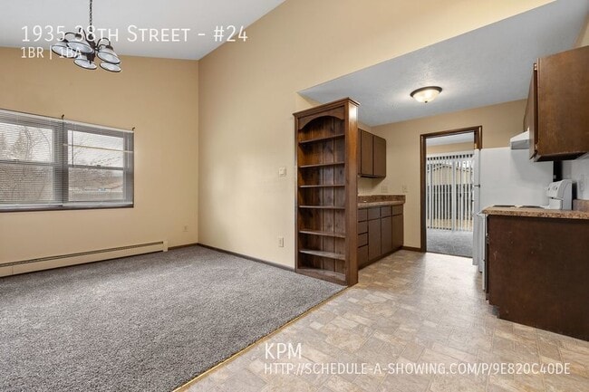Building Photo - 1935 38th St
