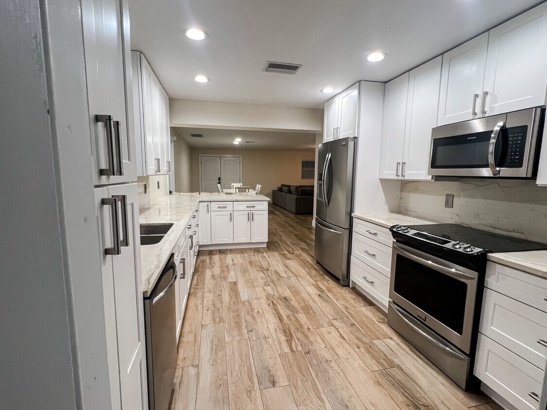 Foto principal - 18480 Winter Haven Rd