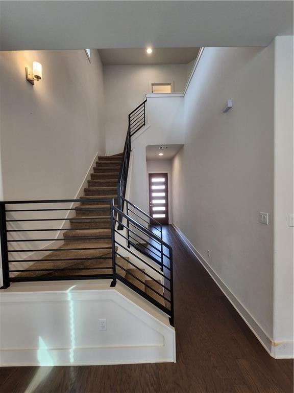 Foto del edificio - 900 Old Mill Rd