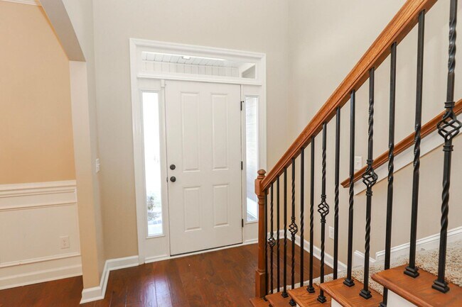 Building Photo - 4 Bedroom 2.5 Bath in Grovetown!