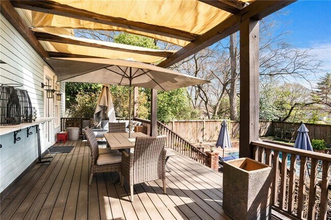 Foto del edificio - 349 9th St NE