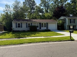 Building Photo - 6038 Ivanhoe Ave