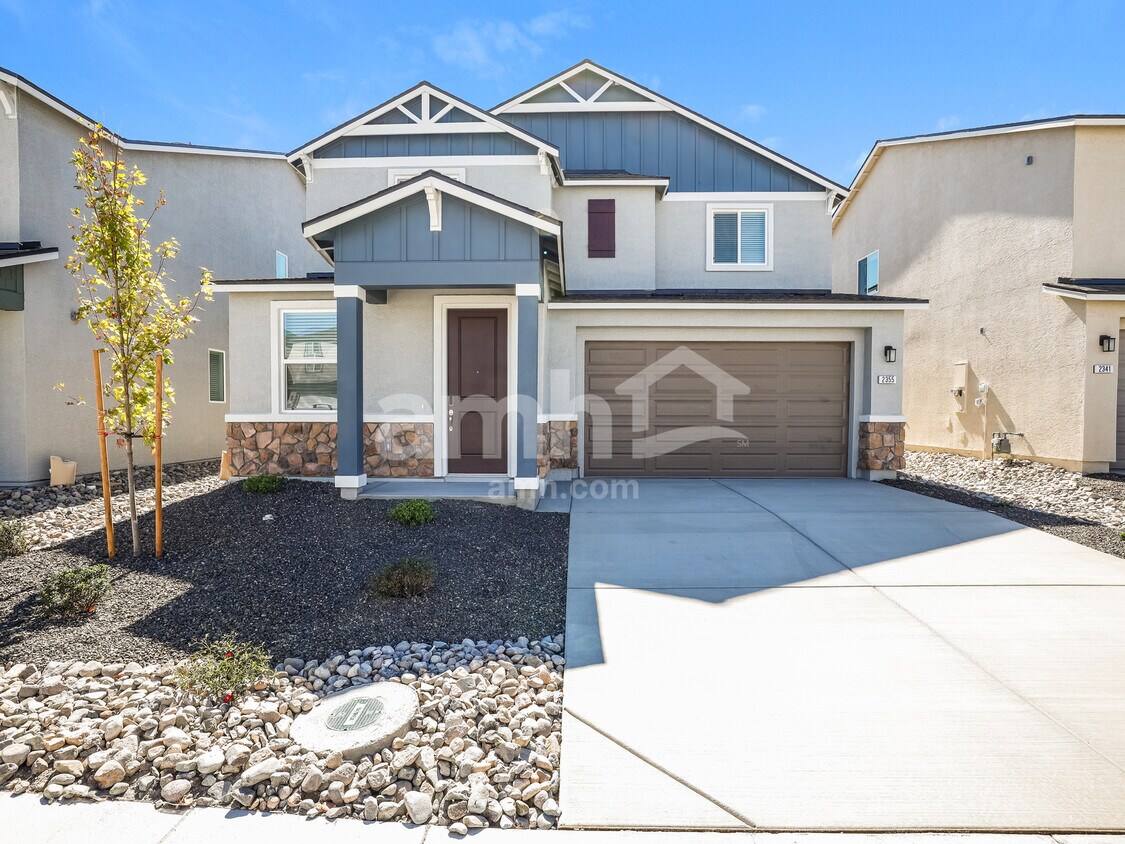Foto principal - 2355 Dolly Ave