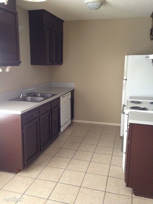 Primary Photo - 1249 W Azalea Park Dr