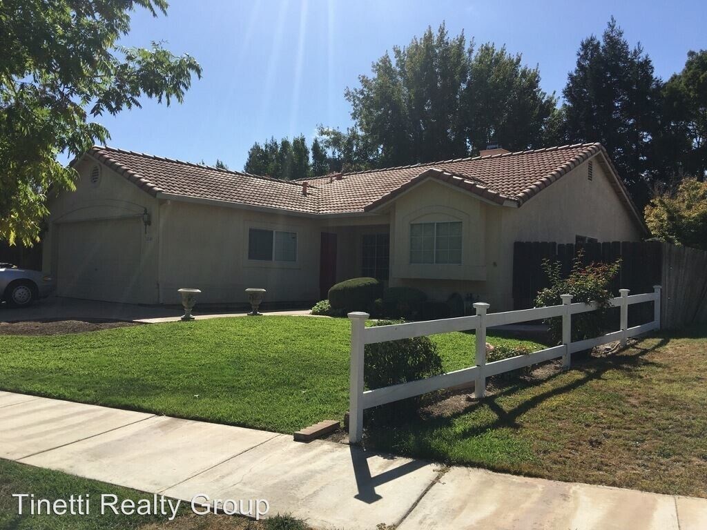 Building Photo - 3745 White Dove Ave