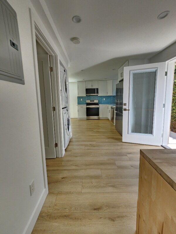 Foto del edificio - 2407 Abbot Kinney Blvd